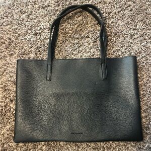 Vince Camuto Tote